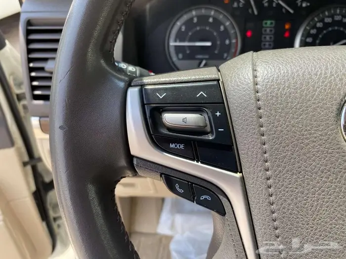 تويوتا لاندكروزر GXR موديل 2021 13