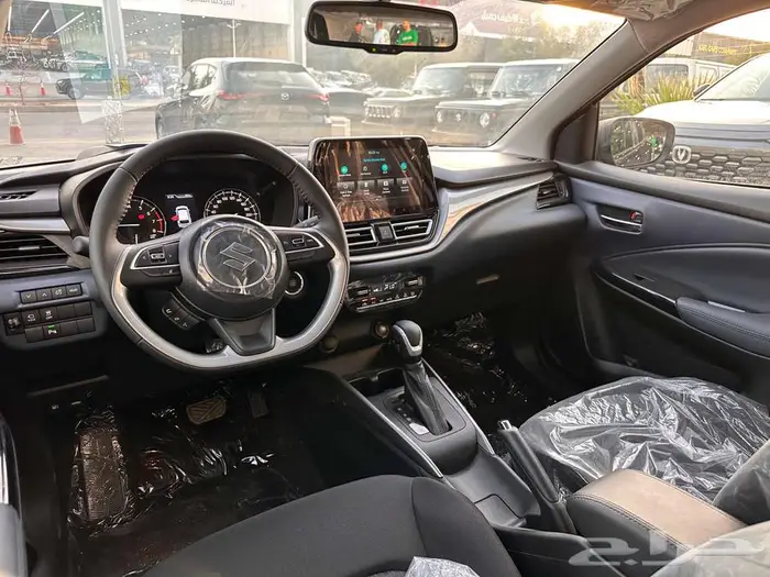 سوزوكي بالينو 2025 21