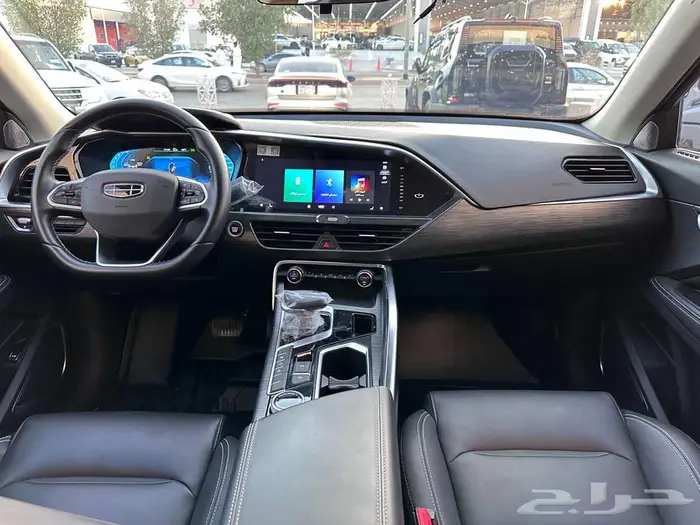 جيلي توجيلا 2023 6