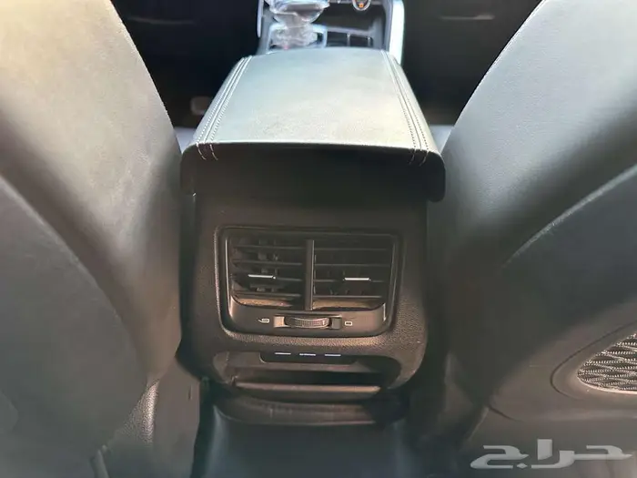 جيلي توجيلا 2023 10