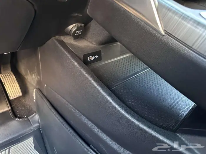 جيلي توجيلا 2023 22