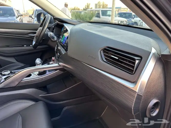 جيلي توجيلا 2023 15