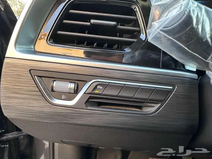 جيلي توجيلا 2023 19