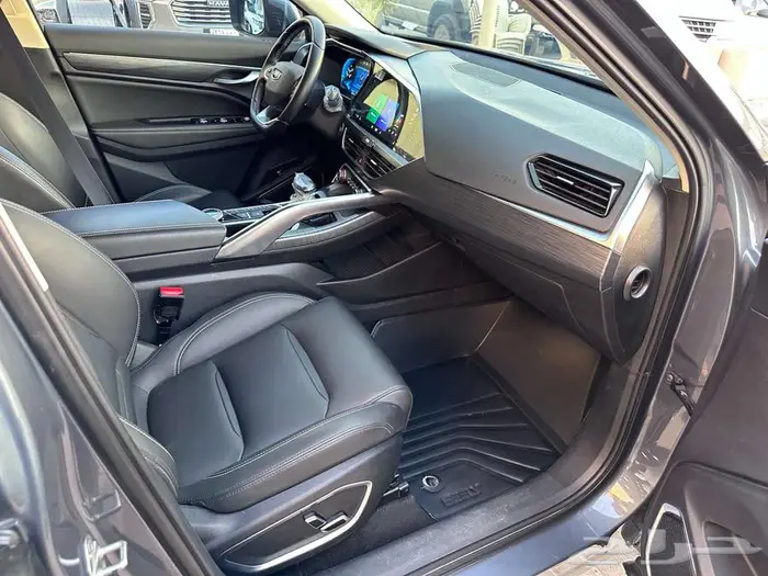 جيلي توجيلا 2023 28