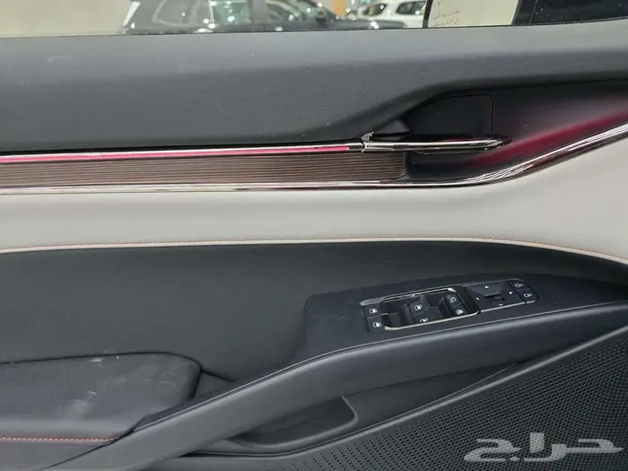 فورد تورس تيتانيوم 2026 4