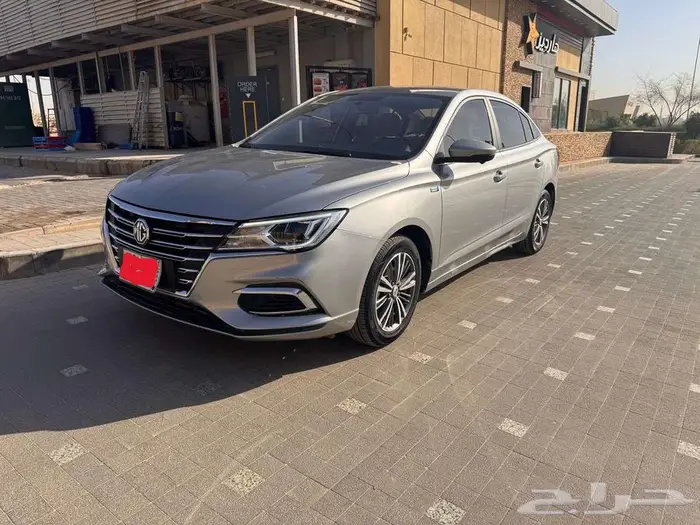 للبيع MG 5 موديل 2023 Luxury (فل كامل) للتنازل مصرف الانماء 1
