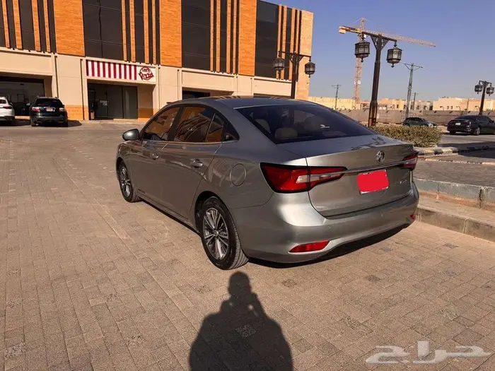 للبيع MG 5 موديل 2023 Luxury (فل كامل) للتنازل مصرف الانماء 4