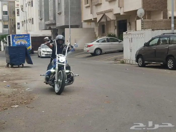 Harley Davidson dyna super glide custom 2010 16