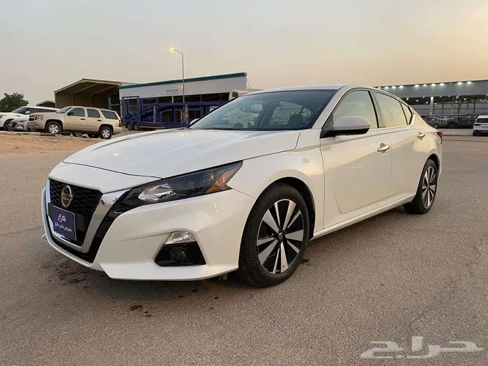 نيسان التيما SV فتحه 2022 بترومين سعوديه مخزنه شبه زيرو 1