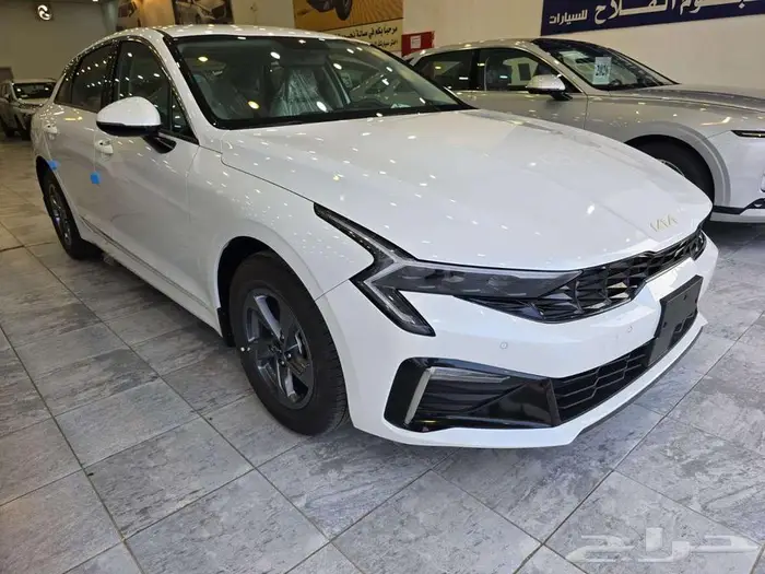 كيا K5 استاندر 2025 1