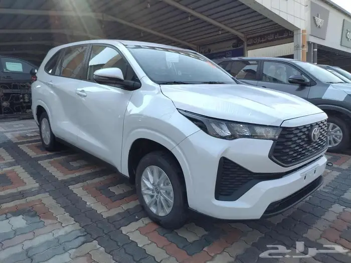 تويوتا انوفا 2026 بنزين GL 2.0 عبداللطيف جميل 1