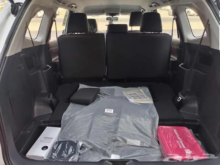 تويوتا انوفا 2026 بنزين GL 2.0 عبداللطيف جميل 9