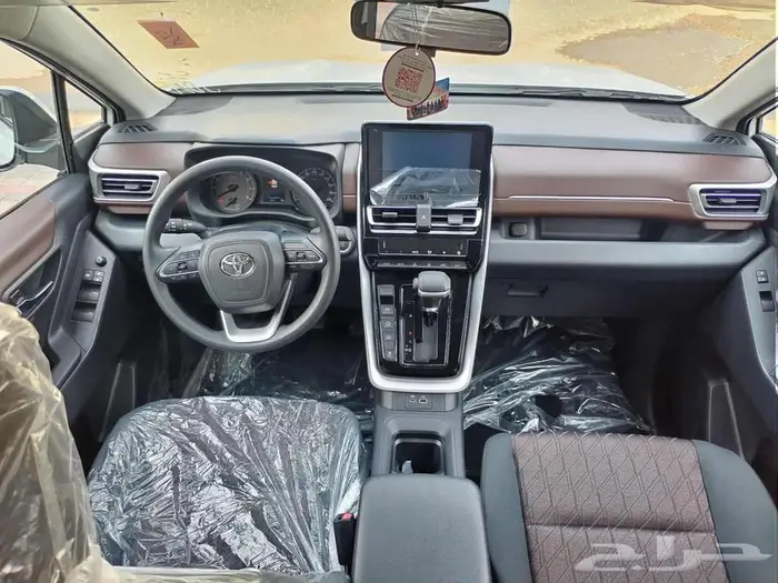 تويوتا انوفا 2026 بنزين GL 2.0 عبداللطيف جميل 6