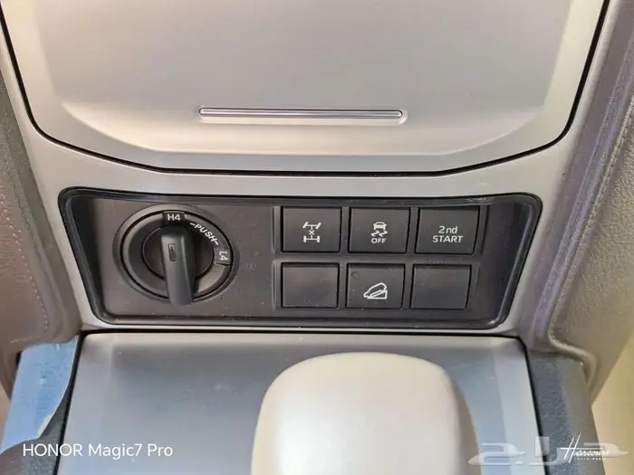 تويوتا برادو TXL3.V6موديل 2023 3