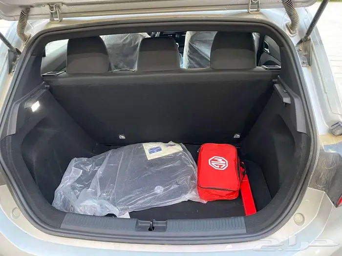 ام جي (3) 2025 اصفار سعودي 4 سلندر كاميرا شاشة 25