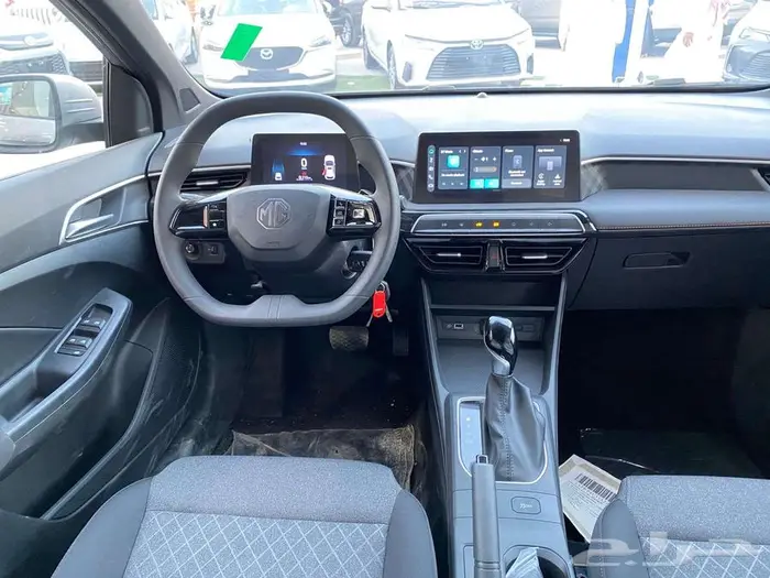 ام جي (3) 2025 اصفار سعودي 4 سلندر كاميرا شاشة 11