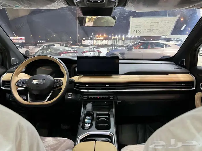 جيلي اوكافانجو 2025 نص فل وا فل كاش او اقساط 12