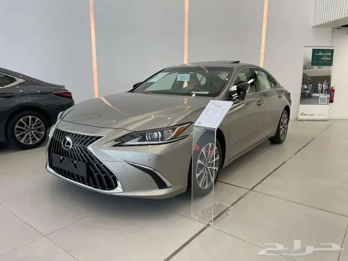 لكزس ES 250 اليجانت 2025 13