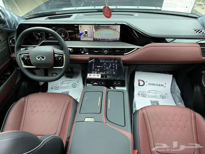 انفينتي QX80 اوتو جراف 2025 قيادة تجمع بين القوة والفخامة 9