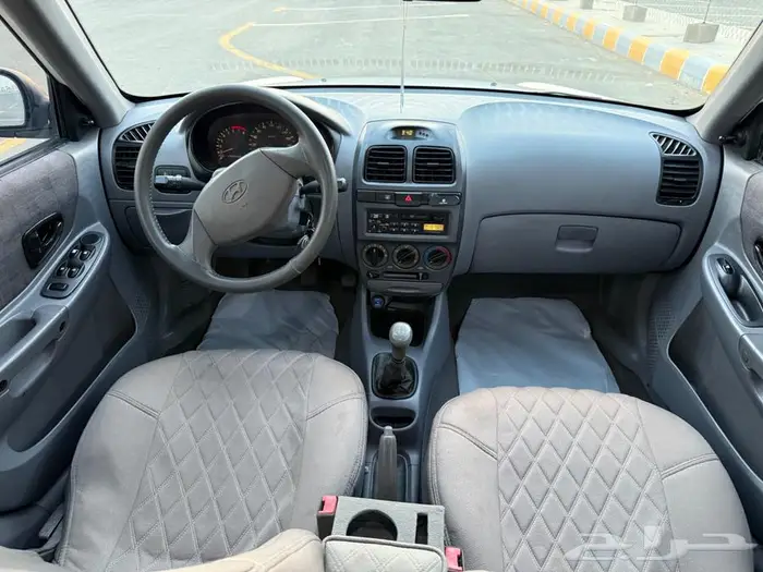 للبيع اكسنت 2005 نظيف جدا 12