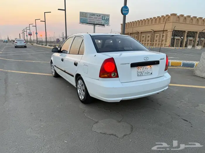 للبيع اكسنت 2005 نظيف جدا 11