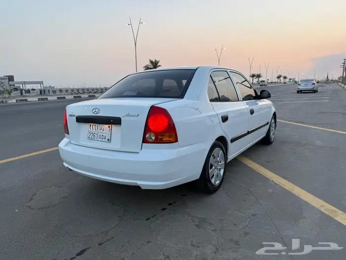 للبيع اكسنت 2005 نظيف جدا 5