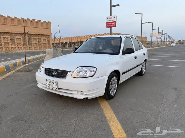 للبيع اكسنت 2005 نظيف جدا 8