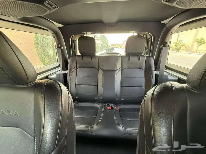 Jeep Wrangler Sahara 2022 - Stock جيب رانجلر صحارى 2022 9