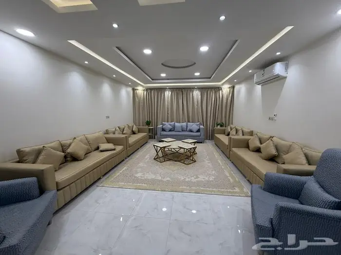 كنب يسع الى 20 شخص 1