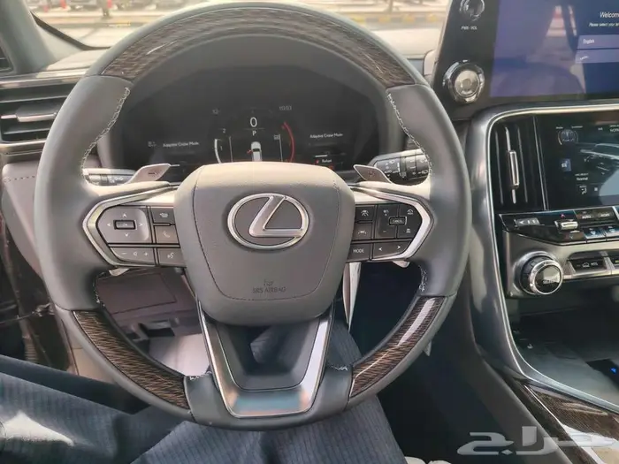 لكزس LX600BB الموديل 2025 12