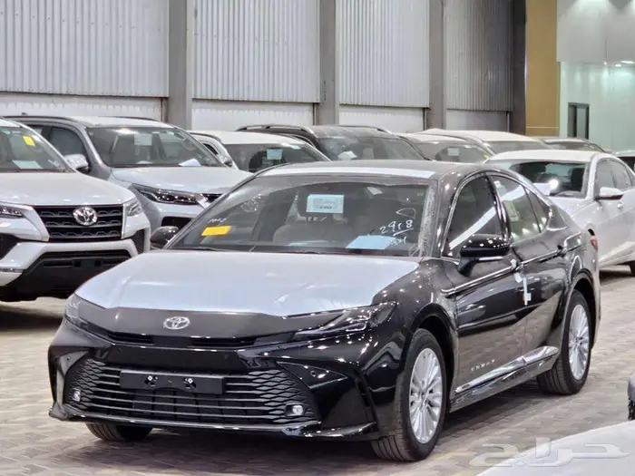 تويوتا كامري LE بنزين 2025 أقساط وكاش 1