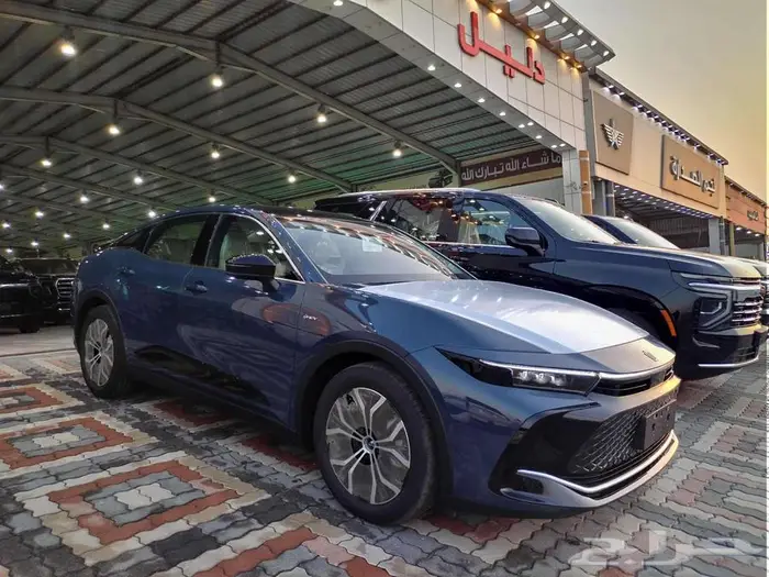 تويوتا كراون بريميوم 2026 عبداللطيف جميل 2