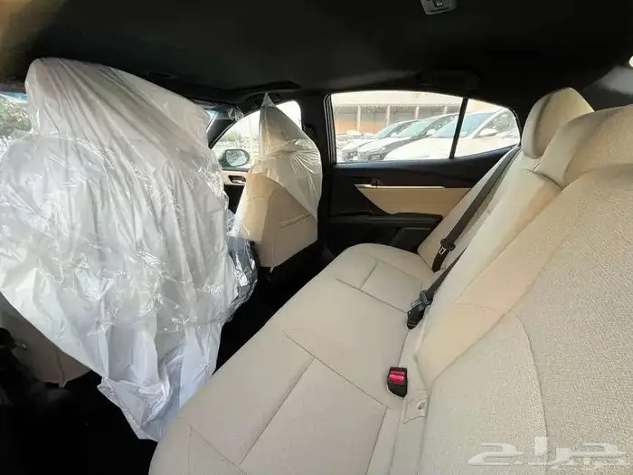 تويوتا كامري LE بنزين 2025 سعودي 4