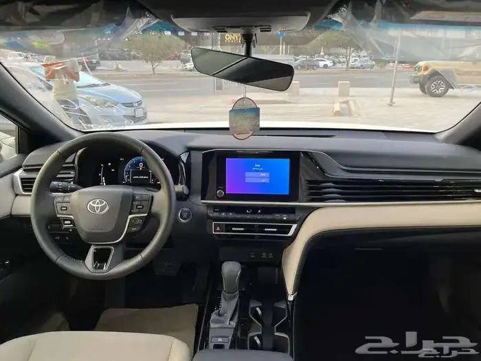 تويوتا كامري LE بنزين 2025 سعودي 3