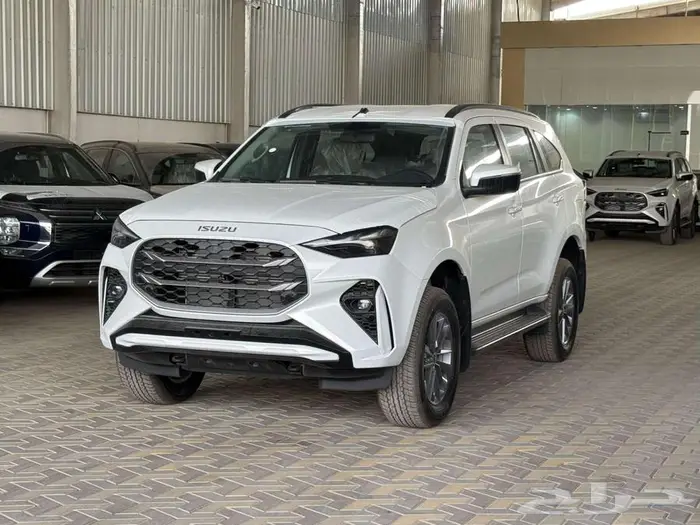 جيب ايسوزو MUX فل كامل دبل2025كاش وأقساط عن طريق البنك 0