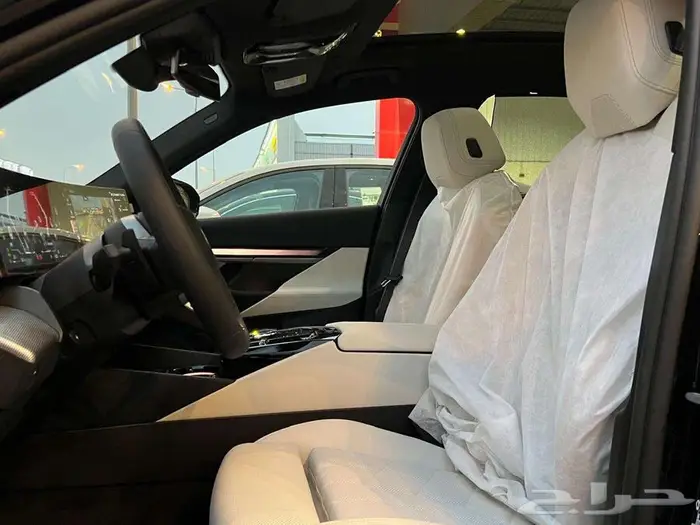 بي ام دبليو الفئه 520I ام كت 2025 استلام فورى 6