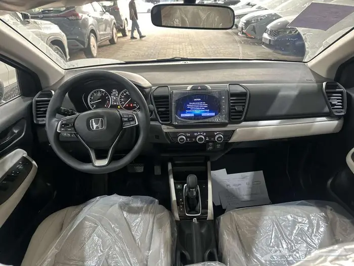 هوندا سيتي سبورت 2024 لدى شركة عبدالمجيد الخضر 2