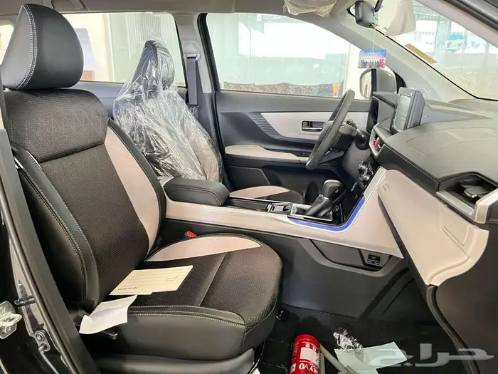 تويوتا فيلوز GLX 2025 سعودي اصدار لوحات فوري . 6