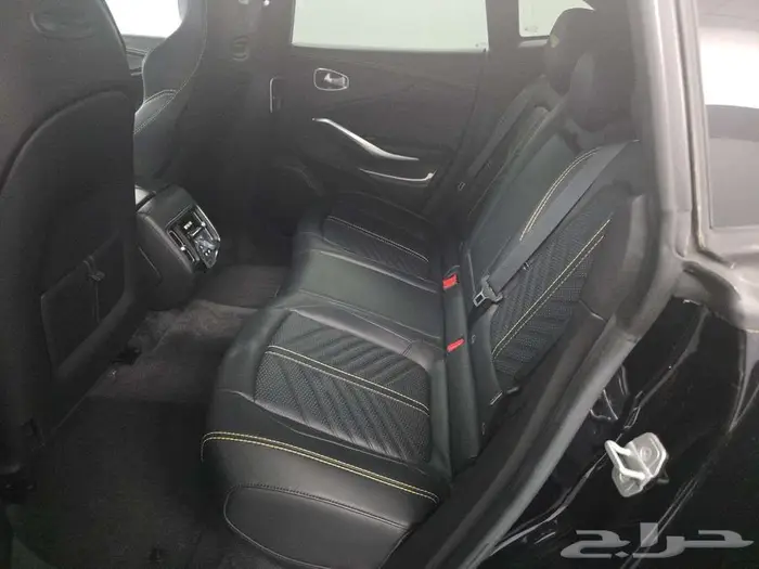 Aston Martin DBX707 - 2023 - 20.900KM 10