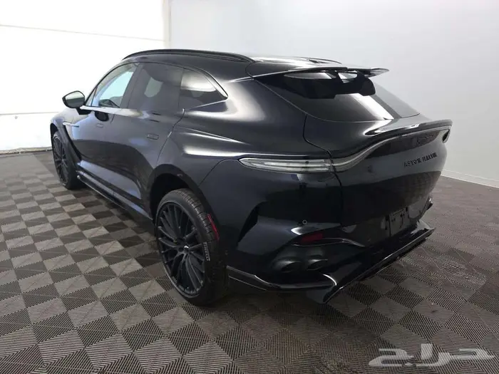 Aston Martin DBX707 - 2023 - 20.900KM 2