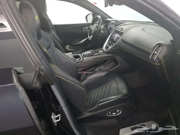 Aston Martin DBX707 - 2023 - 20.900KM 9