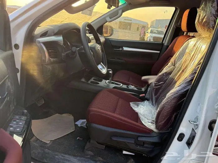 تويوتا هايلكس غمارتين دبل بنزين اوتوماتيك 2025 ممشى 3000 11