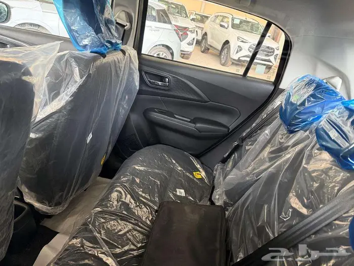 سوزوكي سويفت GLX موديل 2025 16