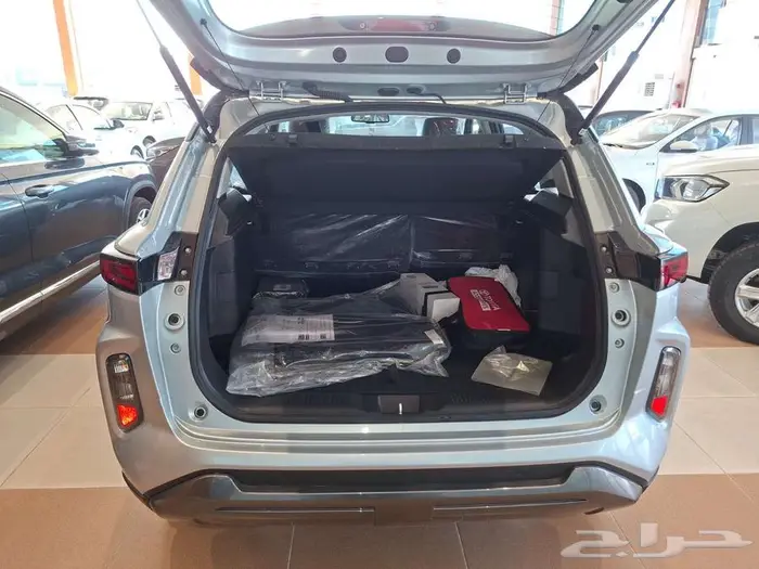 تويوتا اوربان كروزر 2025 فل كامل GLX 3