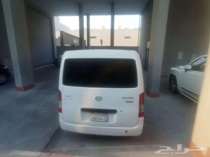 باص مستعمل نظيف للبيع - الممشى  220 ألف 0