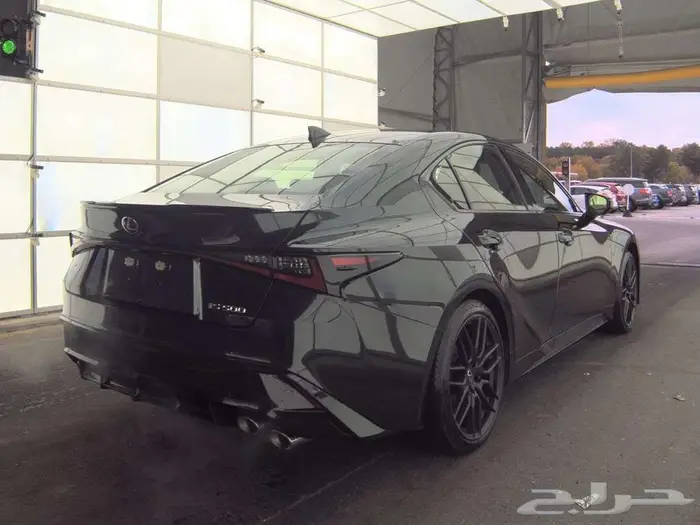 2024 Lexus IS 500 F SPORT Performance Premium شبه اصفار 4