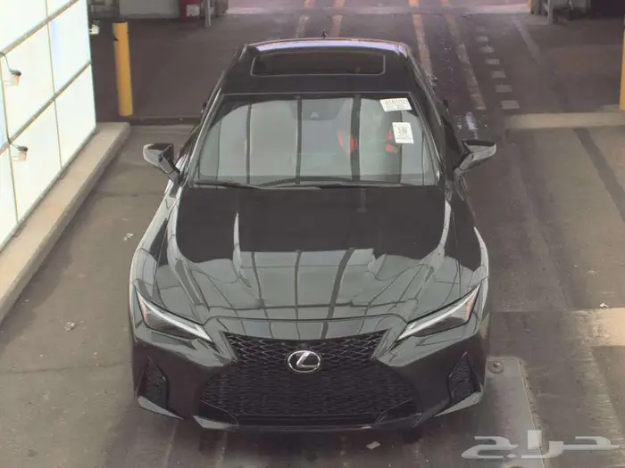 2024 Lexus IS 500 F SPORT Performance Premium شبه اصفار 3