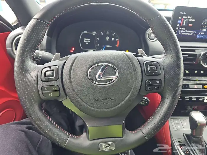 2024 Lexus IS 500 F SPORT Performance Premium شبه اصفار 11