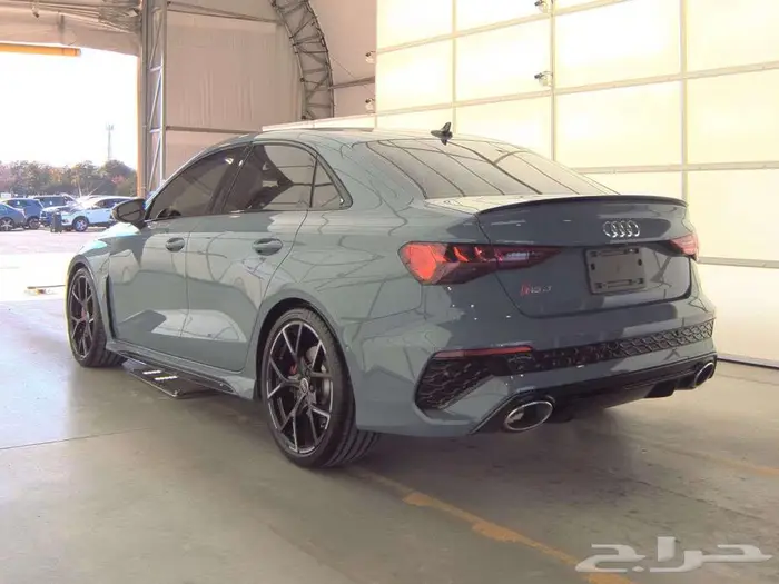 2024 Audi RS 3 شبه اصفار 7