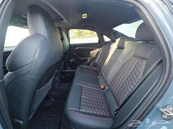 2024 Audi RS 3 شبه اصفار 13